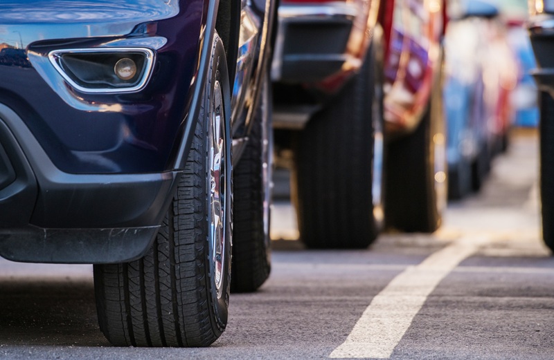 Cars stuck in bumper to bumper traffic